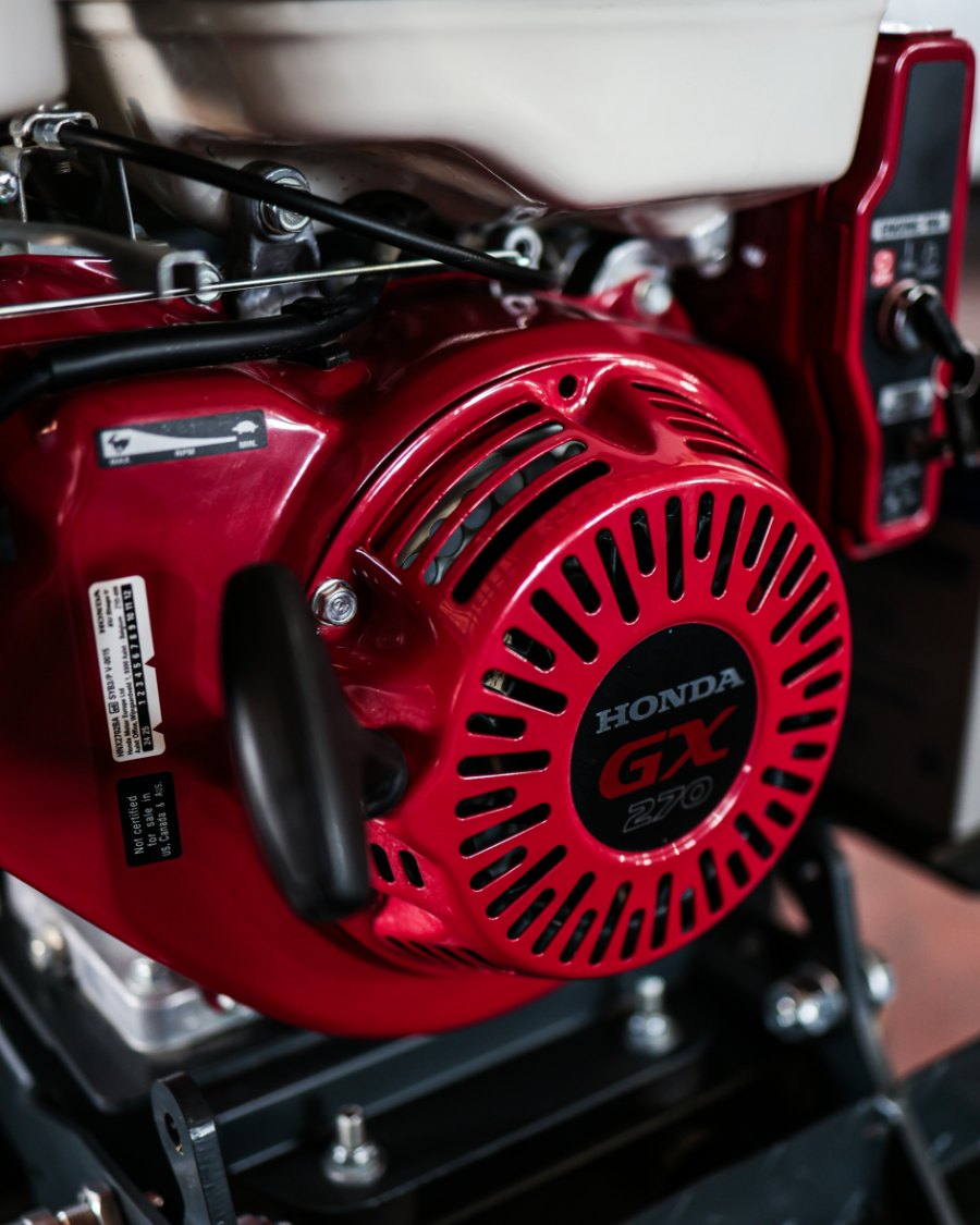 Motore Honda GX270 montato su Alpina DUE